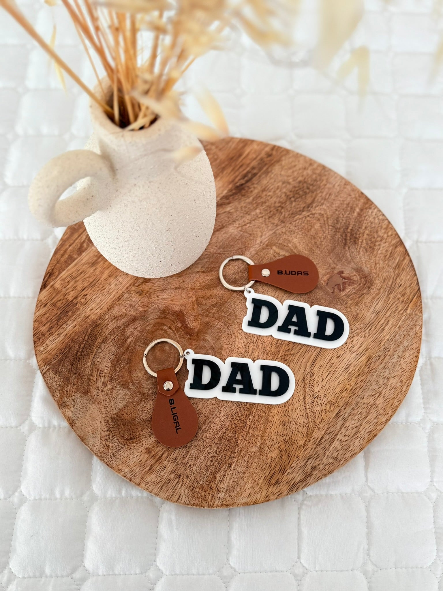 Personalized DAD keychain with etched names